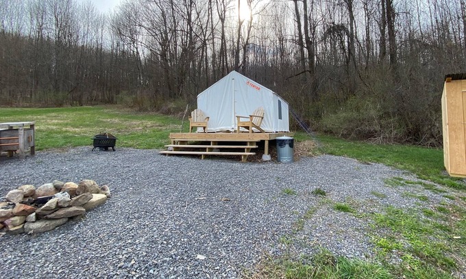 Cooperstown - Otsego Lake Alquiler De RV | Tentrr Signature Site - Mt Otsego Sunrise Meadow