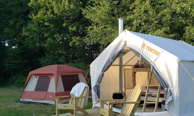 Litchfield Alquiler De RV | Tentrr - Meadow Ridge Farm Meadow