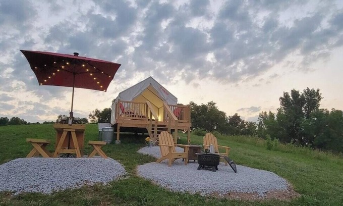 Waynesboro Alquiler De RV | Tentrr Signature Site - Little Creek Ranch