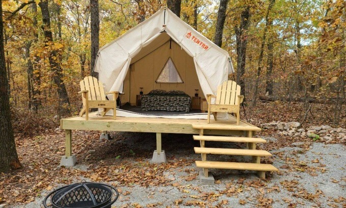 Maysville Alquiler De RV | Tentrr Signature Site - Leaning Tree Woods