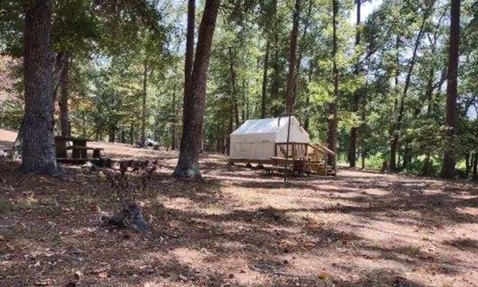 Huntsville Alquiler De RV | Tentrr State Park Site - Texas Huntsville State Park - Site B - Single Camp