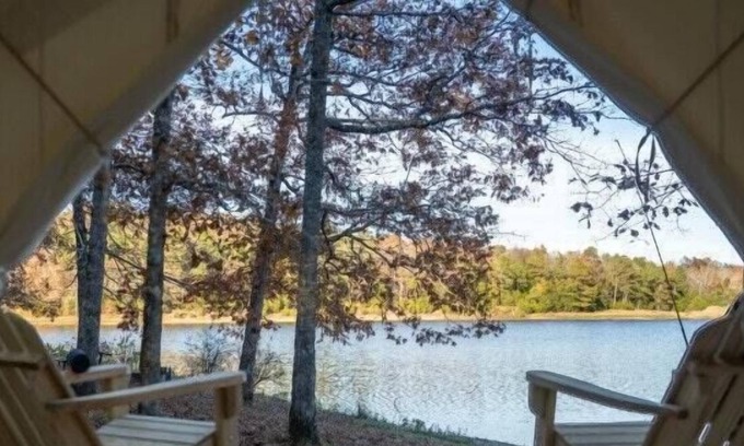 Dennis Alquiler De RV | Tentrr State Park Site - Mississippi Tishomingo State Park - Haynes Lake West A