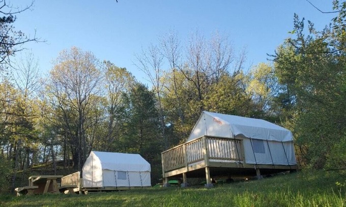 Ancram Alquiler De RV | Tentrr State Park Site - Lake Taghkanic Secluded Lakeside Double - Site D