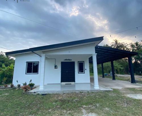 Batu Empat Casa | Teratak Puteh - Village Vibe