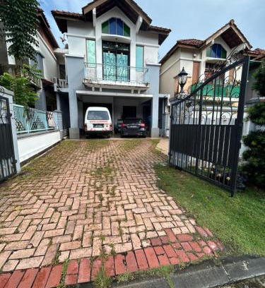 Kempas Casa | Teratak Noraini