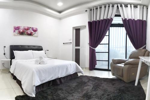 Kampung Darat Mak Bar Casa | Teratak Persona Homestay. 4 rooms double storey terrace in Kuantan City.
