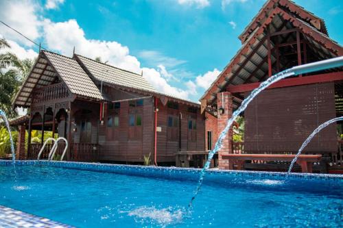 Kuala Langat District Casa | Teratak Sarah Guesthouse