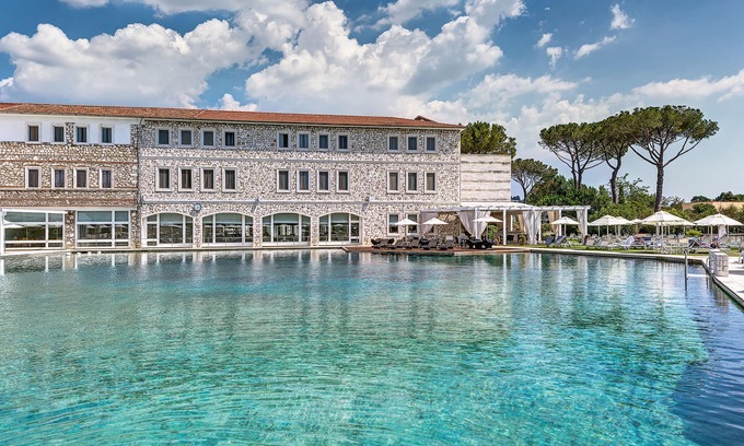 Saturnia Hotel | Terme di Saturnia Natural Spa & Golf Resort - The Leading Hotels of the World