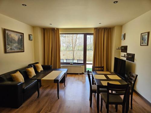 Razlog Apartamento | TERRA COMPLEX D5 - Private apartment - Golf, Skiing & SPA