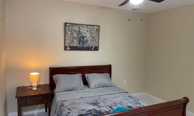Temple Terrace Casa | Terrace Guest House