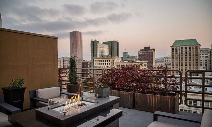 Downtown Portland Apartamento | Terrace Studio | Executive Floor w/ Lounge Access