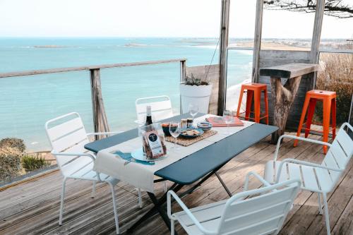 Plouguerneau Apartamento | Terrasse face à l'océan pour 4 personnes