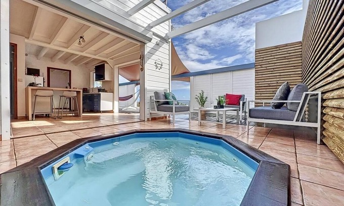 Morel Apartamento | TERRATHELY, sea view, private pool, walking distance to beach.