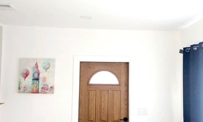 Catasauqua Apartamento | Terrific corporate apartment with central air and jacuzzi in the Lehigh Valley