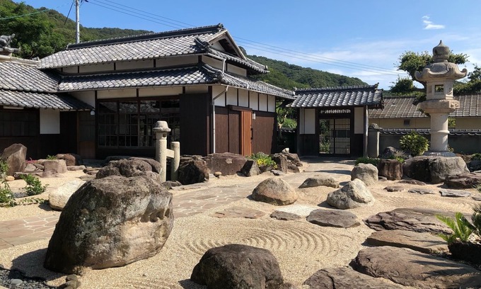 Ieura Casa | Teshimas Oceanview Retreat TokutoQueen Villa Up to 6guests including infant / Shozu-gun Kagawa