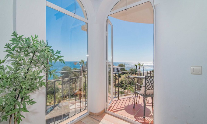 Almuñécar Apartamento | ¡Playa de Tesorillo en Velilla para los amantes del mar en la Costa Tropical!
