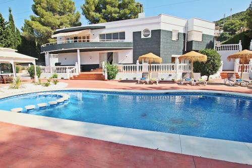 Pinos de Alhaurín Villa | TESS Villa Arenas