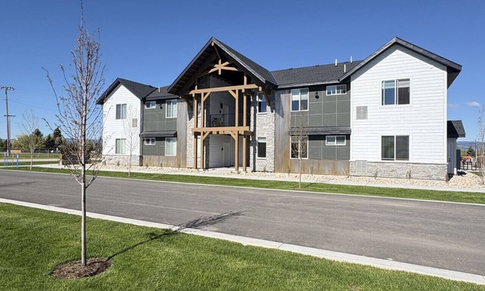 Driggs Casa | Teton Peaks Stay and Play Flat