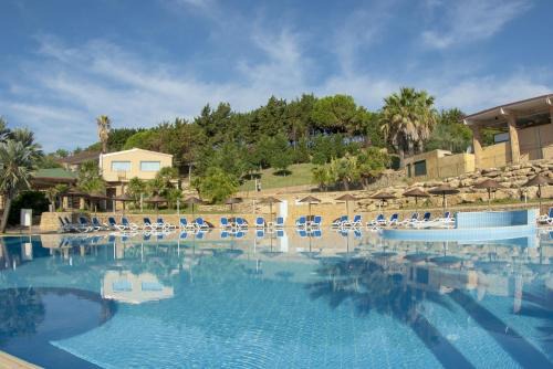 Le Castella Hotel | TH Le Castella - Baia degli Dei Village