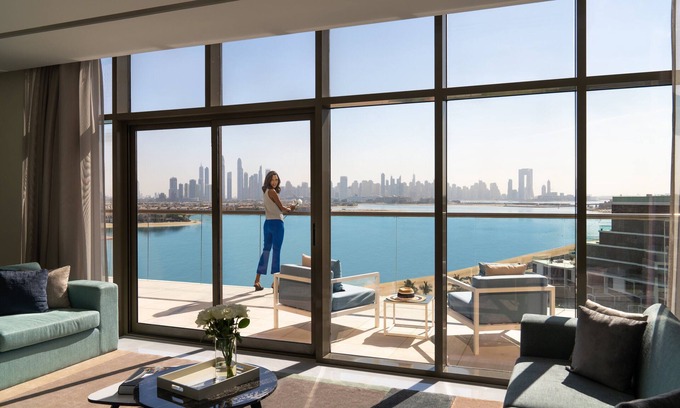 Palm Jumeirah Complejo | Th8 Palm Dubai Beach Resort, Vignette Collection by IHG