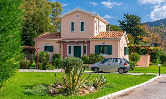 Sami Villa | Villa con piscina privada y magníficas vistas a la montaña