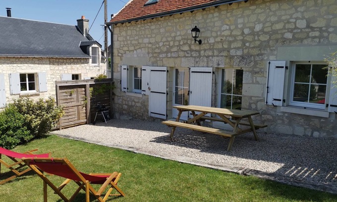 Huismes Apartamento | Thalie, 3-star tourist accommodation, located in the heart of the Loire Valley châteaux and Chinon vineyards