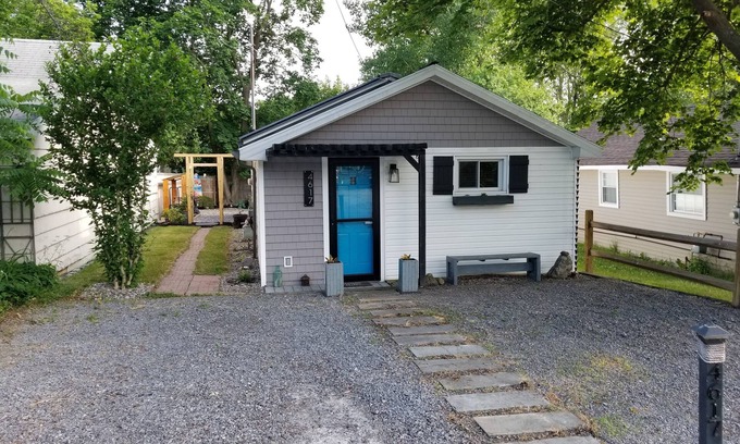 Canandaigua Cabaña | That Cottage by the Lake!!