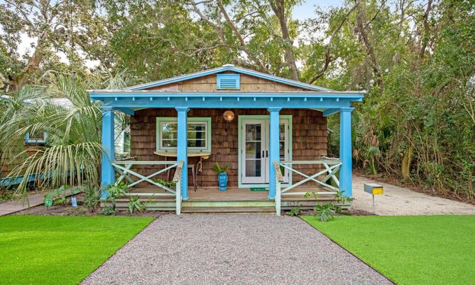 Folly Beach Casa | That Place Cottage A