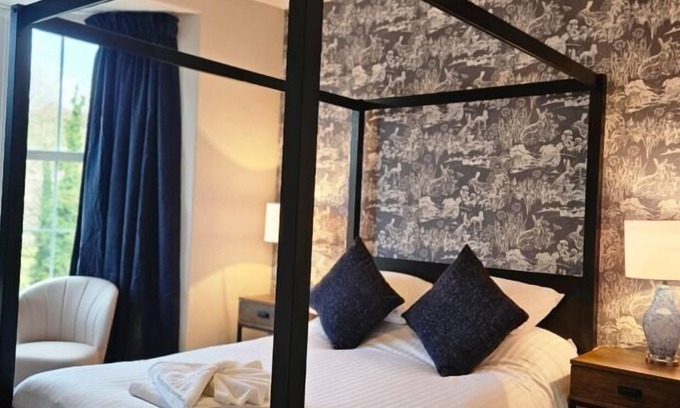 Buckfastleigh Hotel | The Abbey Inn
