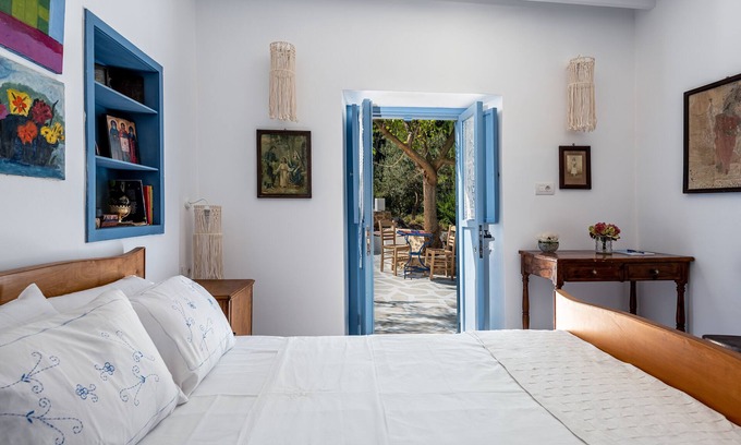 Zia Casa | The Aegean blue country house Old Milos
