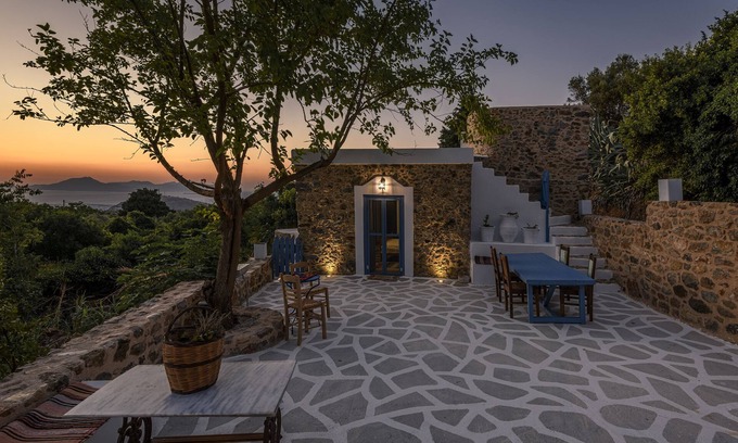 Zia Casa | The Aegean blue country house Old Milos