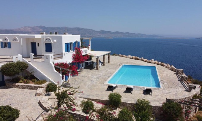 Soros Casa | The Aegean Horizon Villa