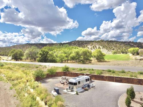 Orderville Otro | The Airstream 2 at East Zion in The Fields