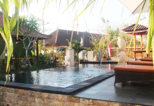 Mushroom Bay Complejo | The Akah Cottage