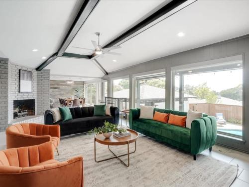 Rockwall Casa | The Alamo Abode - Lake View Pool Newly Renovated