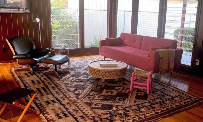 Ojai Casa | The Alchemy of Ojai a Downtown Mid-Century Gem - Monthly Only