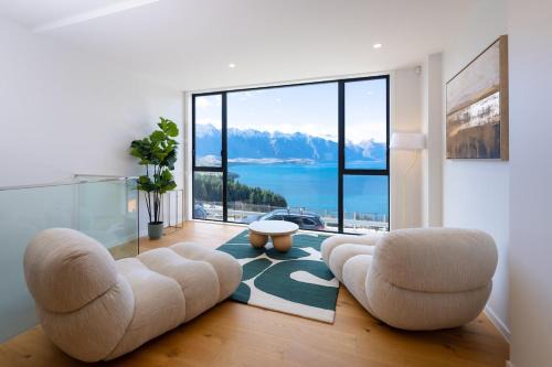 Fernhill Villa | The Alpine Lakeview Luxe Retreat