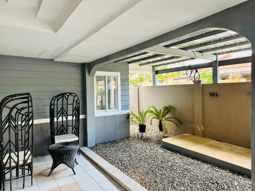 Jaro Casa | The Alusiman Home - 4 bedroom home