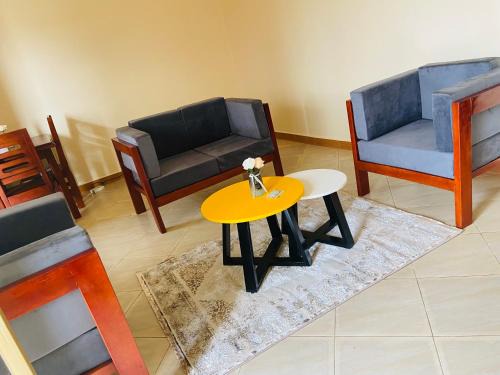 Entebbe Apartamento | The Amani Haven