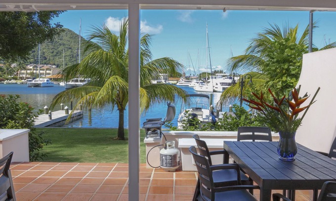 Rodney Bay Condominio | The Anchorage #5 a 2 bedroom Waterfront Condo in Rodney Bay 2 Condo by RedAwning