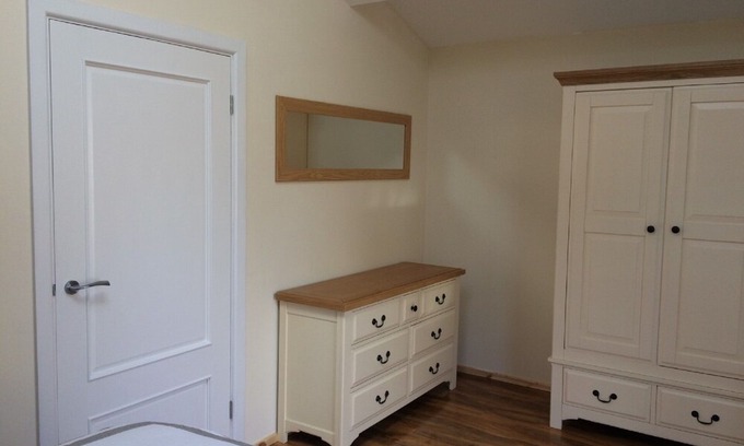 Sheffield Casa | The Annexe is a newly completed, detached bungalow in the garden of our home.
