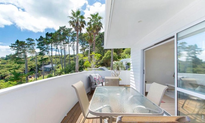 Waiheke Island Villa | The Apartment at Palm Beach by Waiheke Unlimited