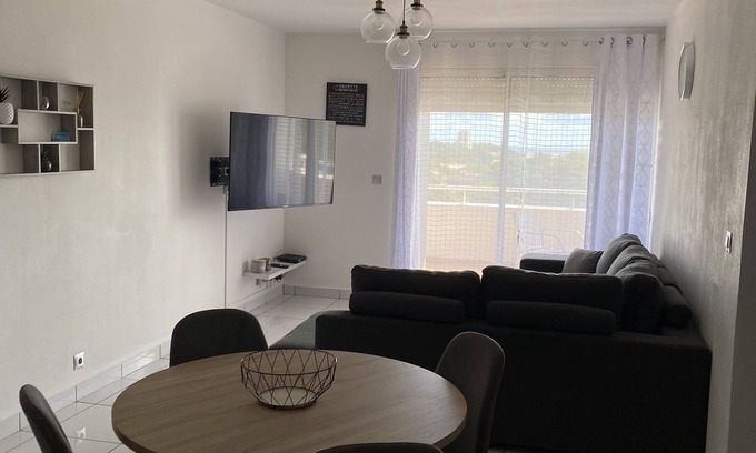 Les Abymes Apartamento | The apartment