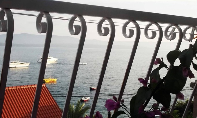 Bol Apartamento | Apartamento con una hermosa vista al mar y dos terrazas.
