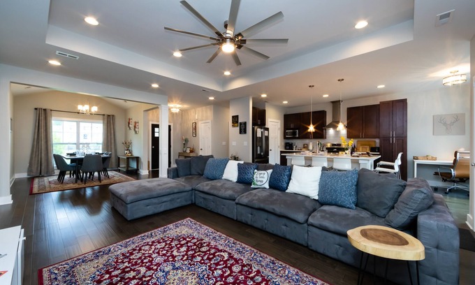 Huntersville Casa | The Asbury House | Luxury Private Getaway
