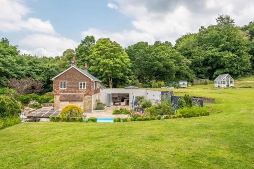 Coleman's Hatch Casa | The Ashdown Escape