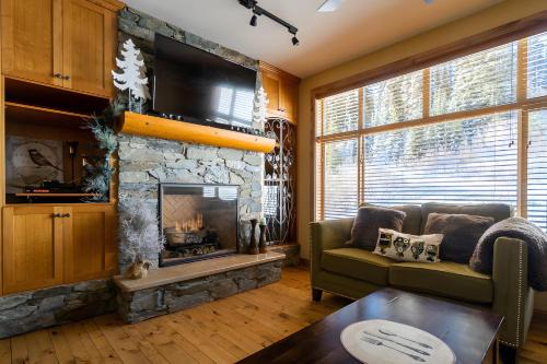 Big White Ski Resort Chalet De Esquí | The Aspens 5 w/Hot Tub