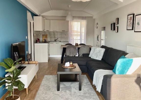 Ioannina Apartamento | Modern and cozy attic apartment