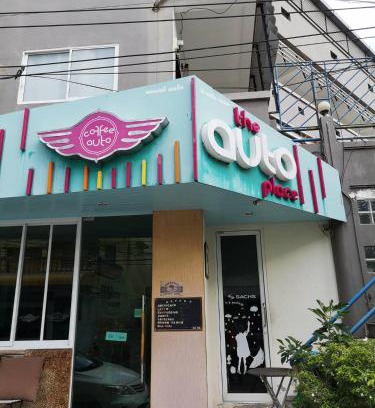 Talat Yai Hotel | The Auto Place
