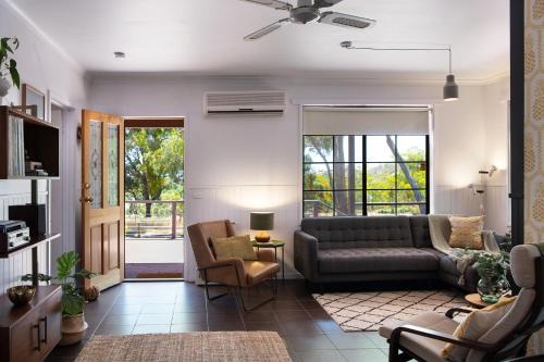 Hepburn Casa | The Bach- dog friendly with lovely bush views